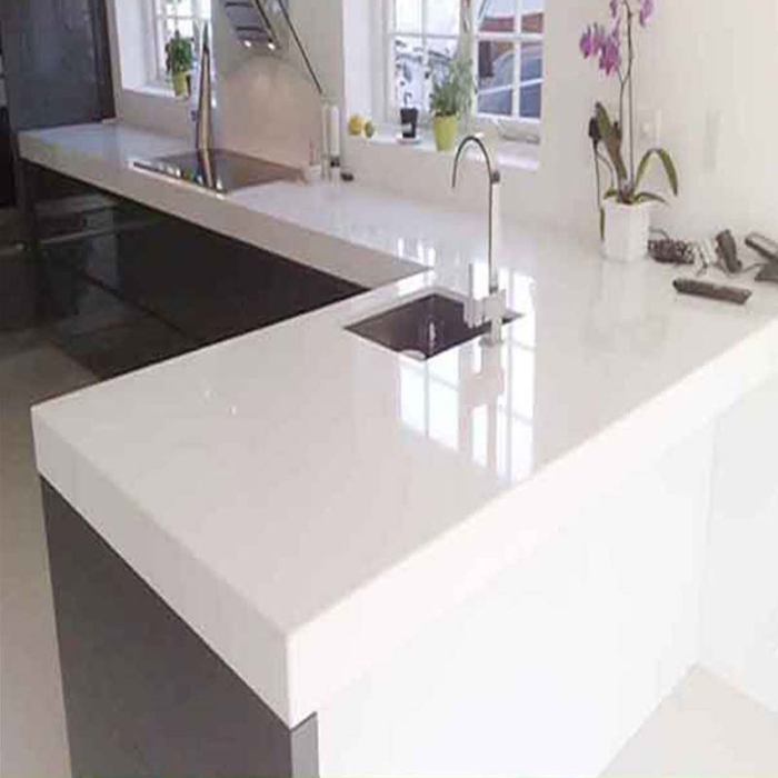 Đá hoa cương trắng sứ ý ốp bàn bếp 04